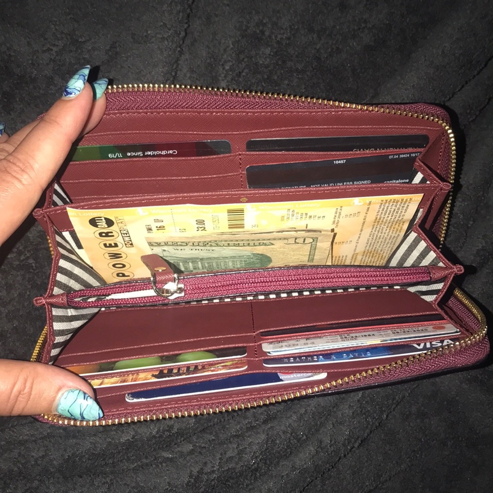 Kate Spade New York leather wallet zipper closure - Picture 9 of 12